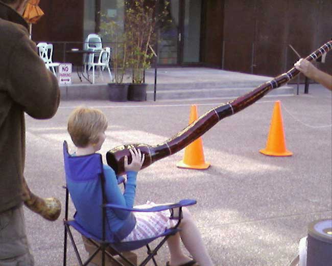 didgeridoo_chest